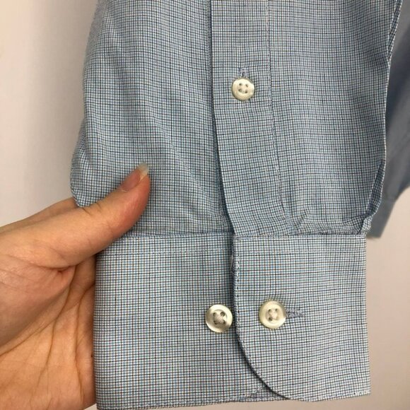 Van Heusen Light Blue Button Down Dress Shirt 32/33 - Picture 5 of 14